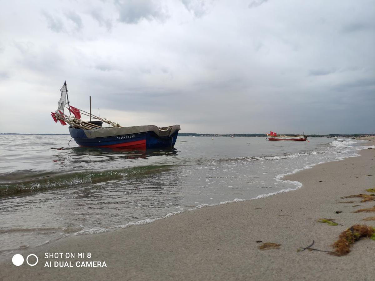 Zum Wohlfuhlen Fur 4 Erwachsene +1 Kind, Schwimmbad Vor Der Tur Tiere Erlaubt Daire Sierksdorf Dış mekan fotoğraf